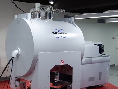 Bruker SolariX